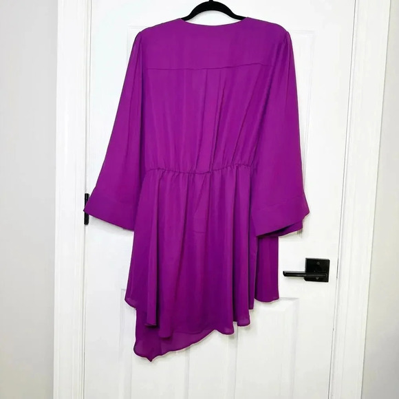 CITY CHIC Size Small/ US 16 Shibara‎ Vibes Magenta Purple Wrap Top - Picture 7 of 7